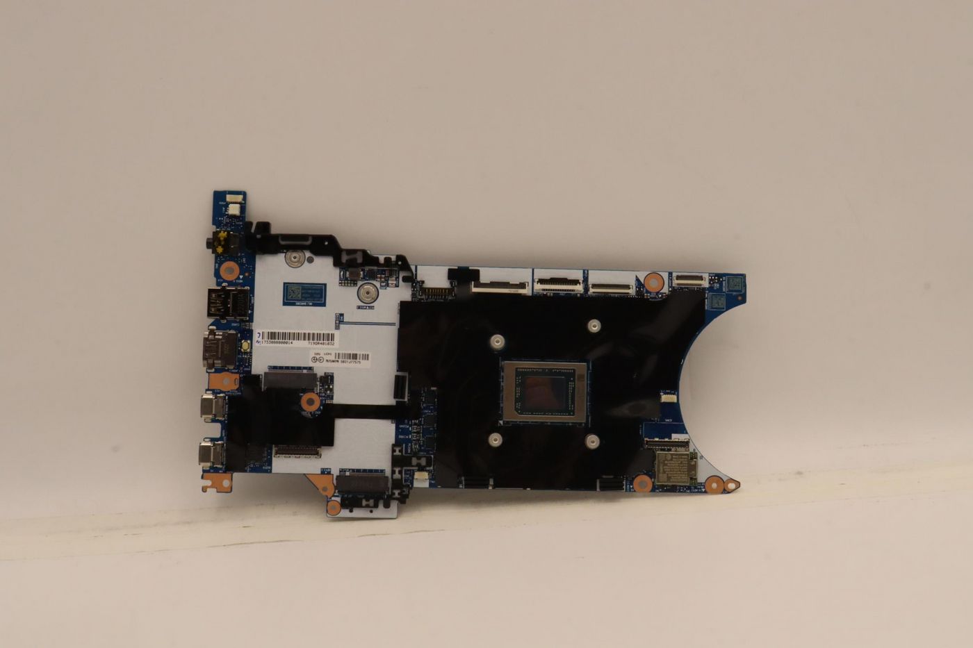 Lenovo Systemboard MFLR7PRO6850UIG32G725AWyAdTyAB