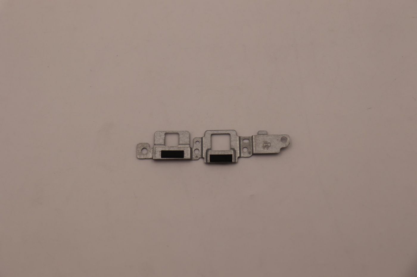 BRACKET FRU BRACKET IO
