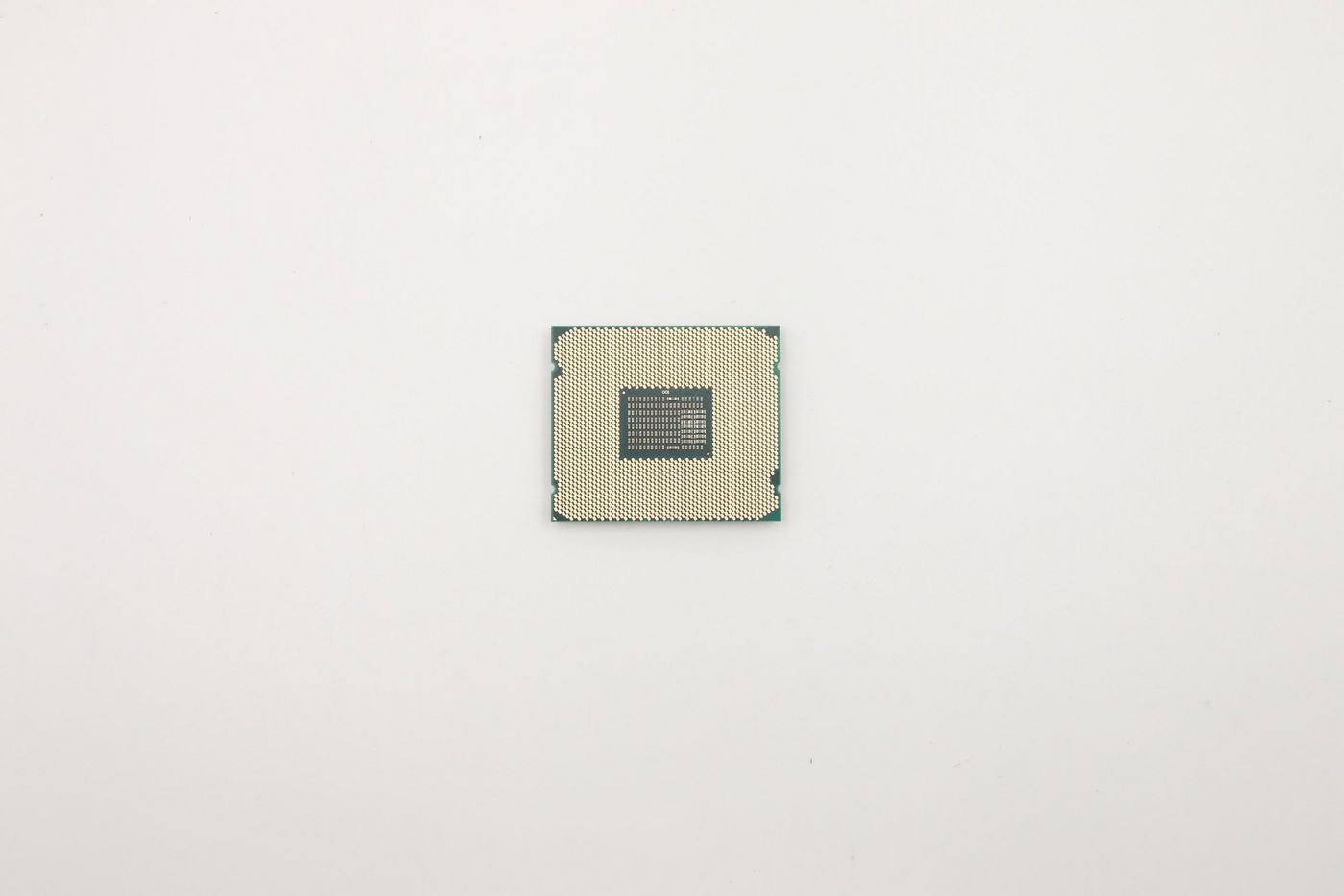 Intel Xeon W-2235 6-Core 