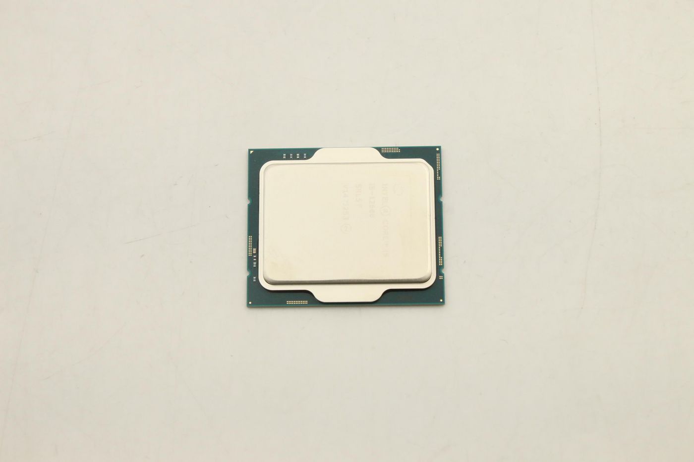 Intel Core i5-12600 