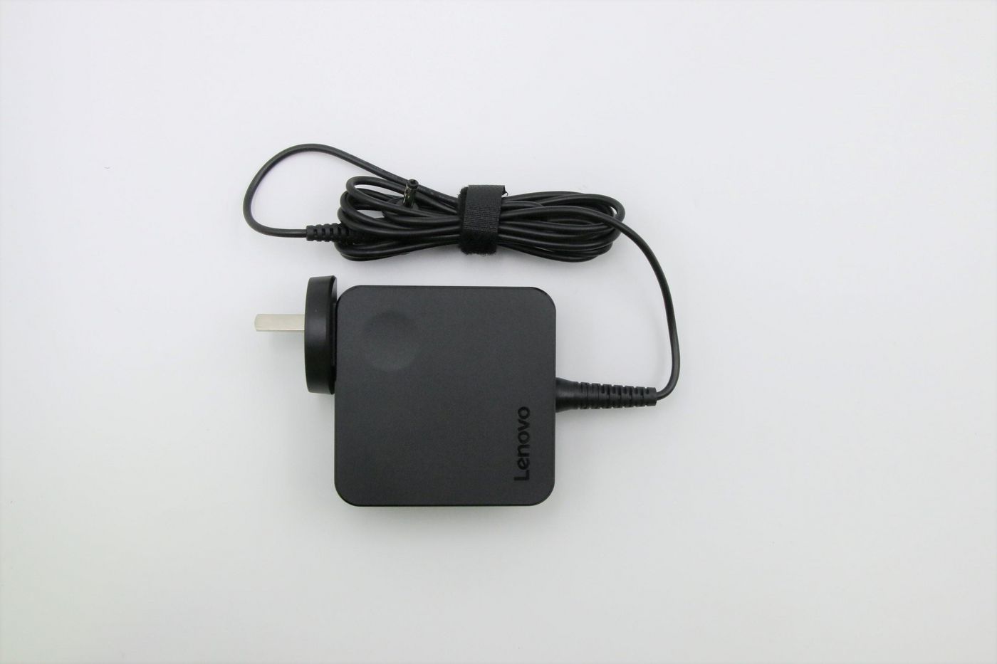 Lenovo AC-Adapter 65 Watt 20V