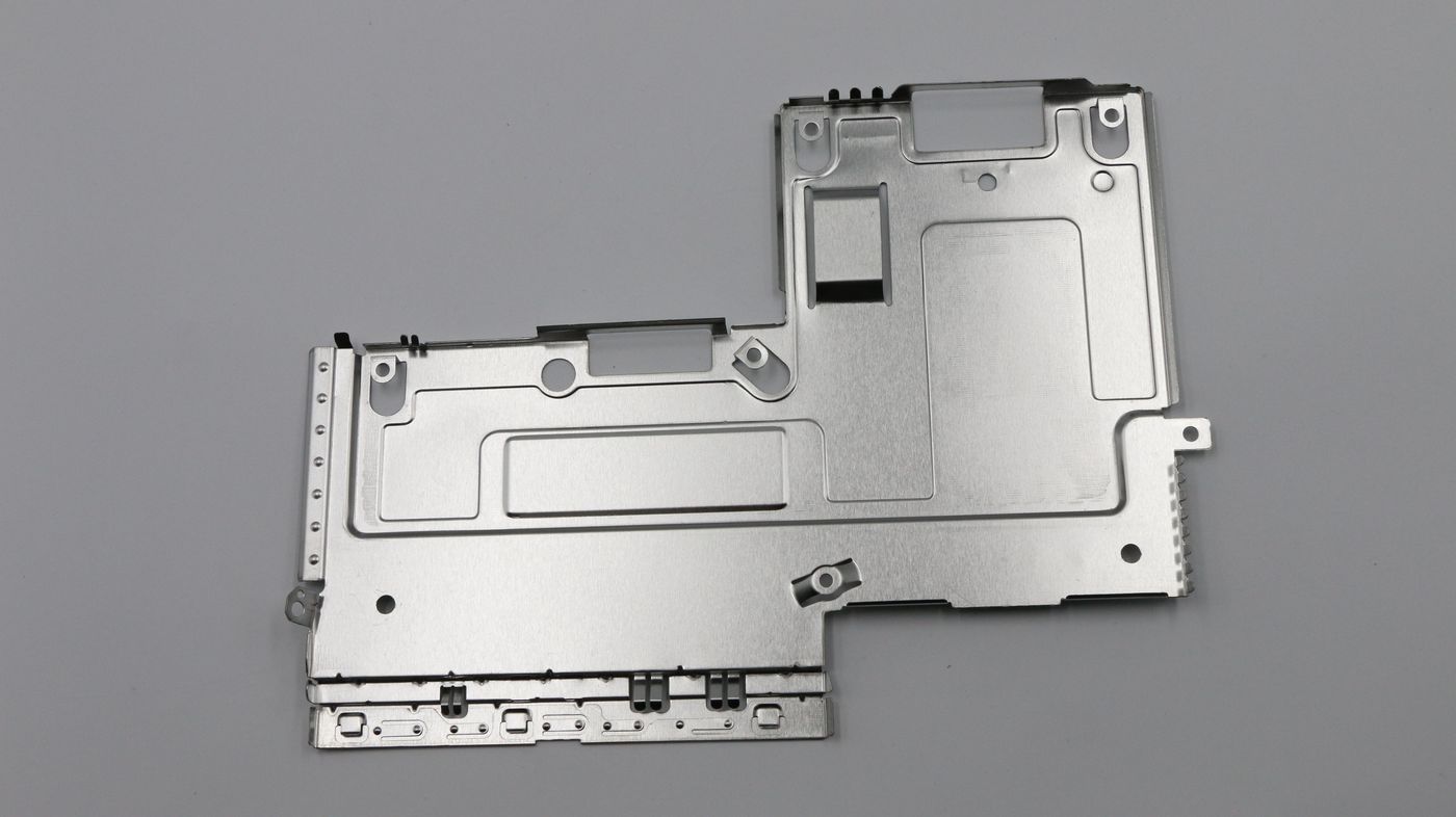 A330 M B-SHIELDING TOP