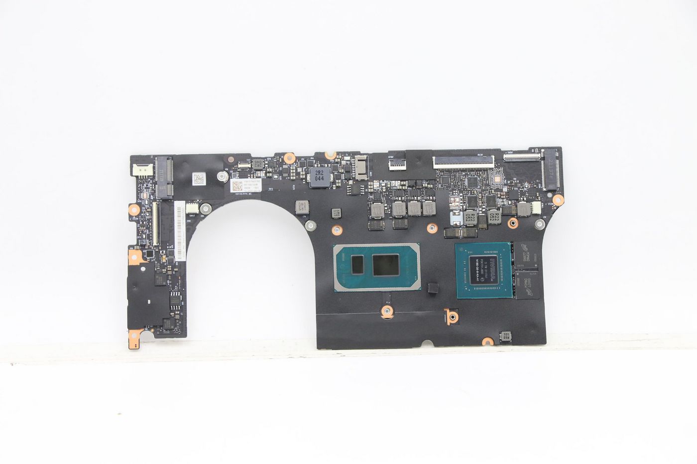 MB L82NC WIN I5_MX450B_2G16G