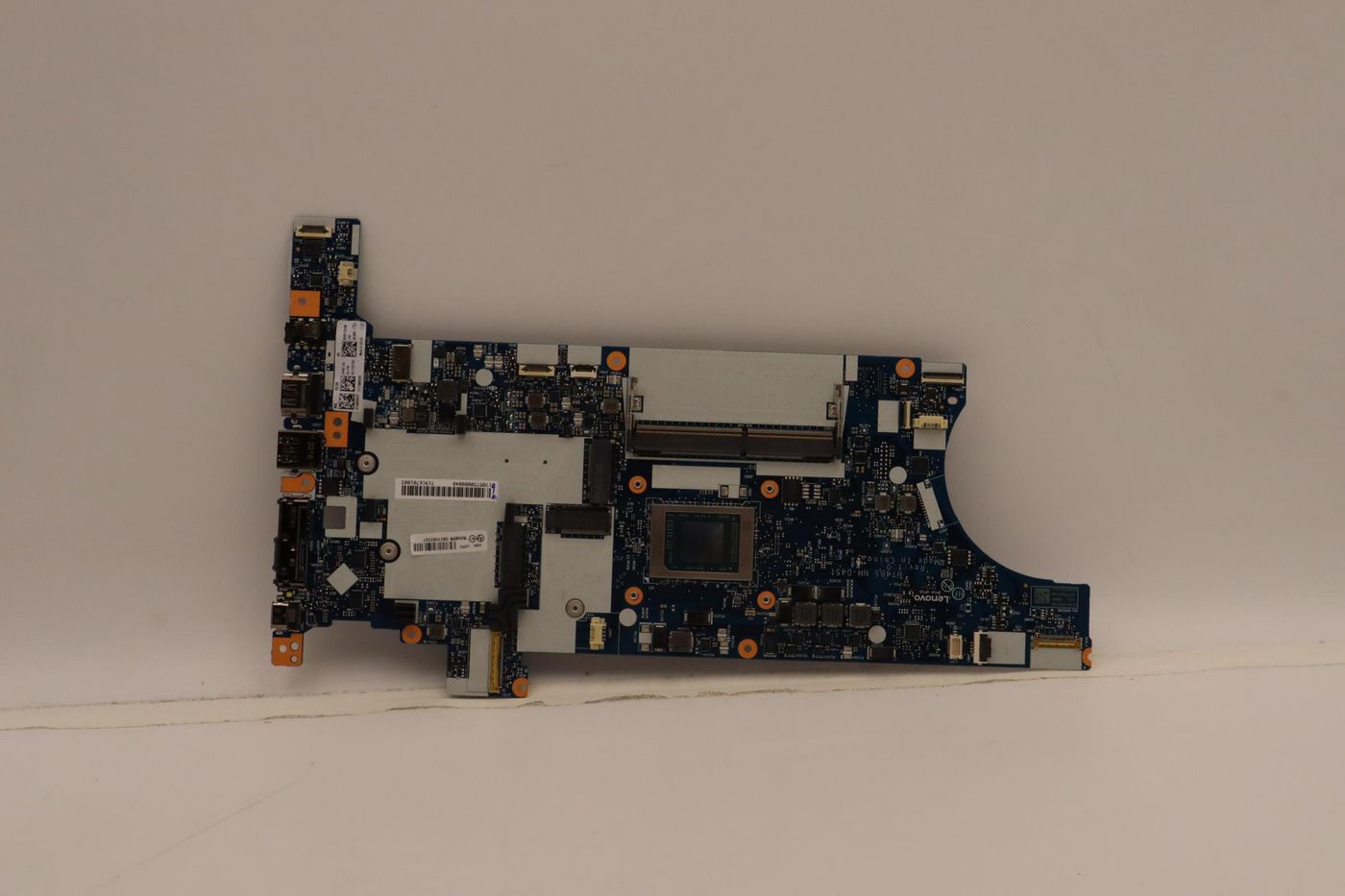 AMD Ryzen 7 PRO 5850U system 