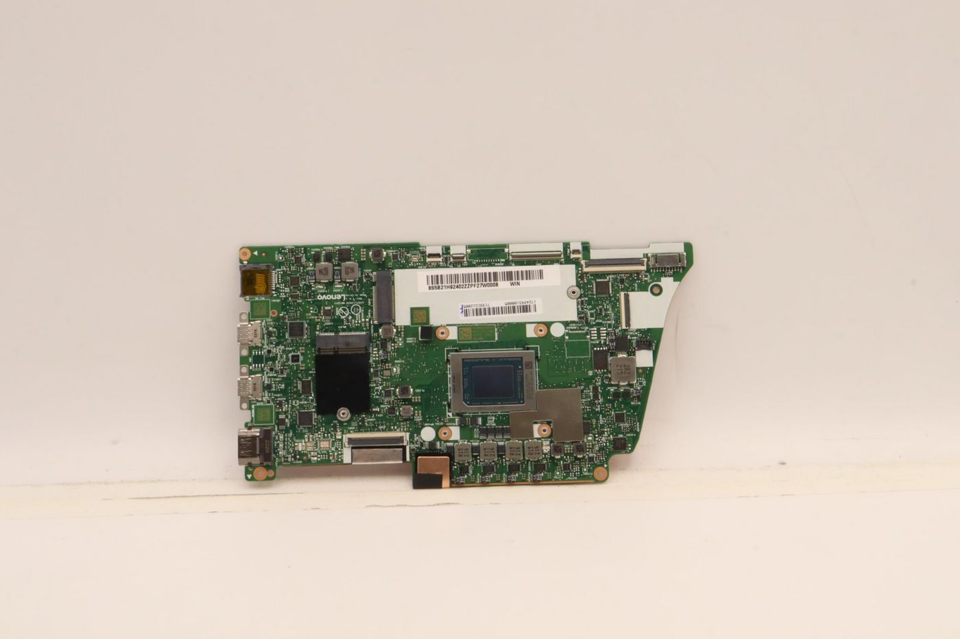 Lenovo Systemboard L82QF WIN R56600UUMA16GLCDRM
