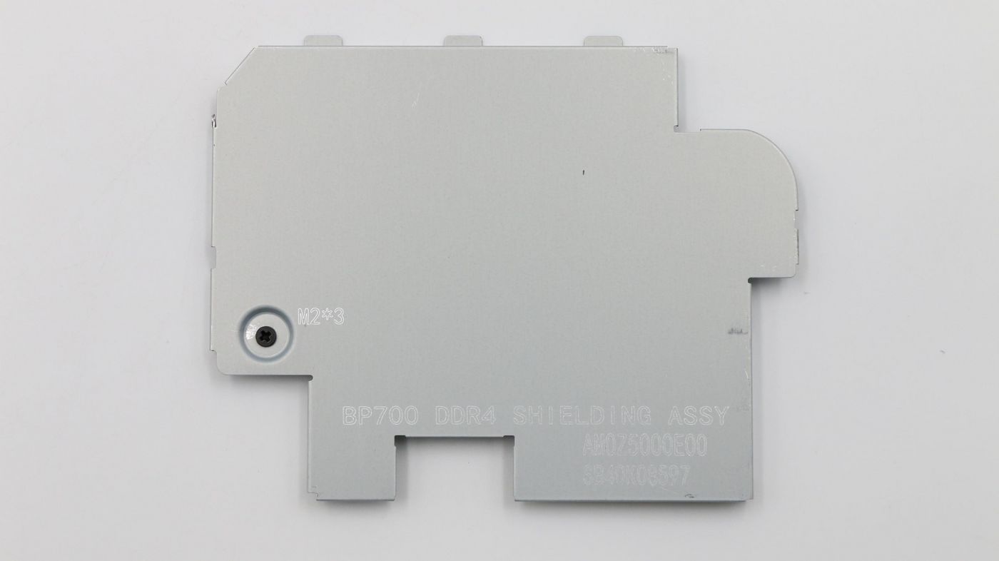 DIMM shielding bracket for