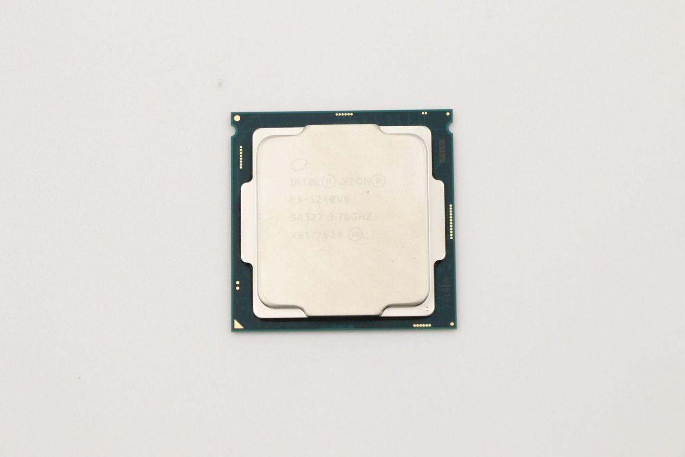 Lenovo EBG Intel Xeon Processor 4C E3-1240 v6 3.7GHz 8MB Cac