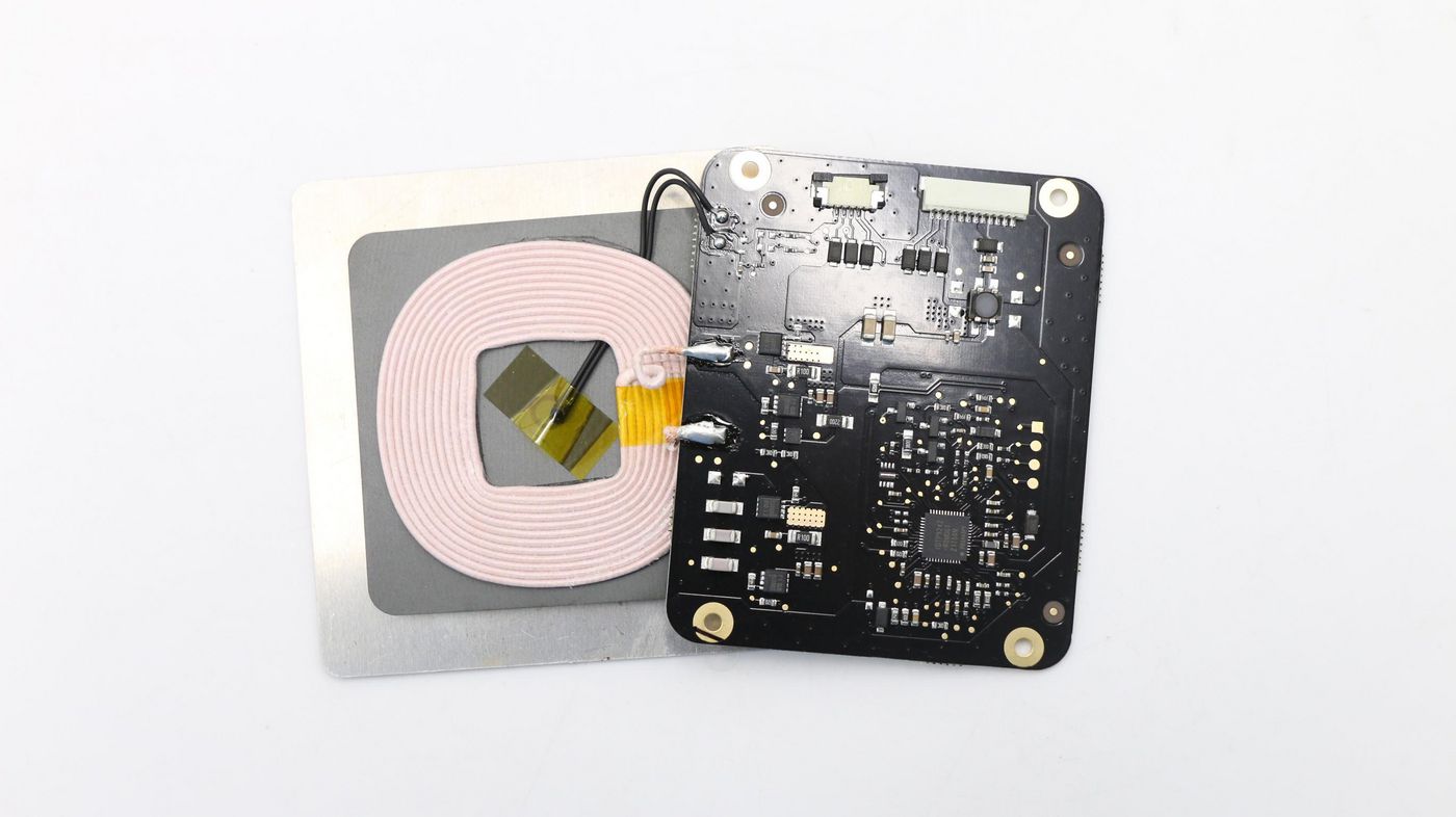 Lenovo FRU,WL_CHGR,12Vdc input,15W