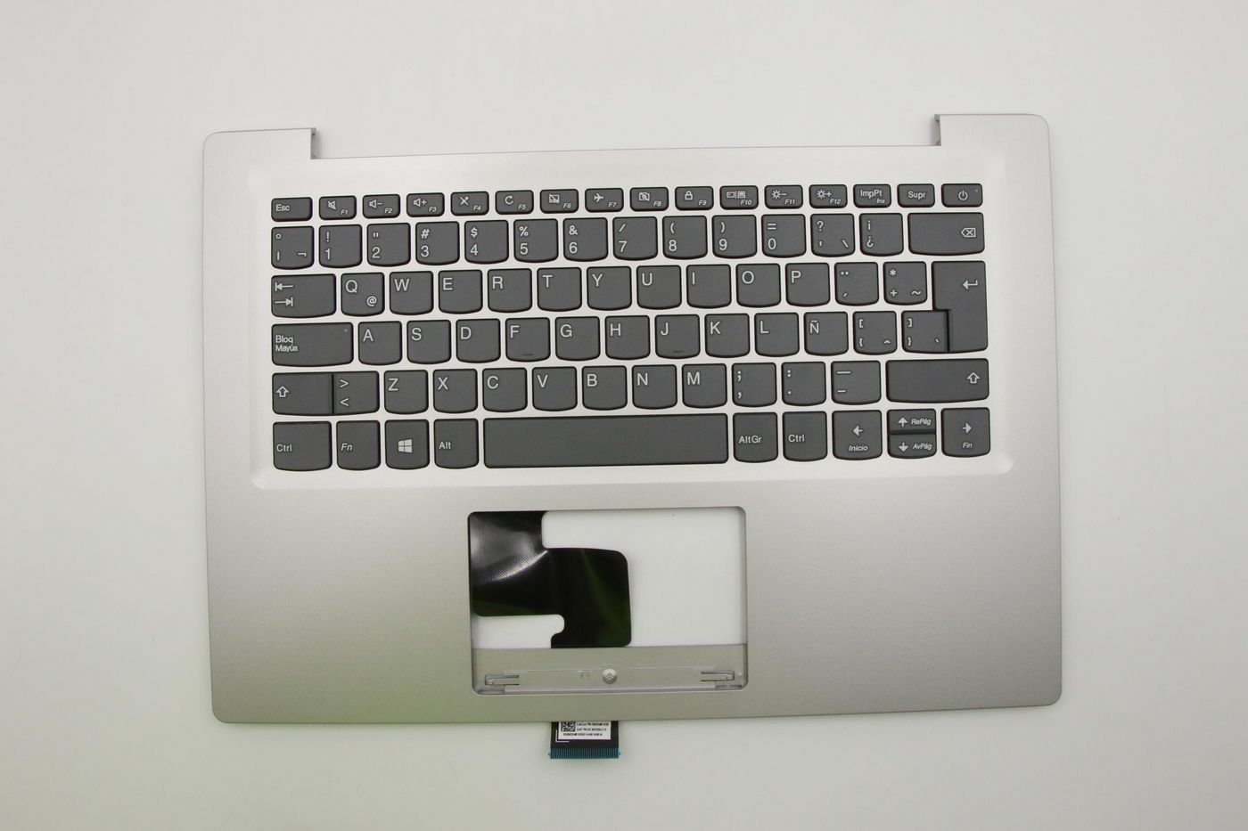 Upper case assembly with 
