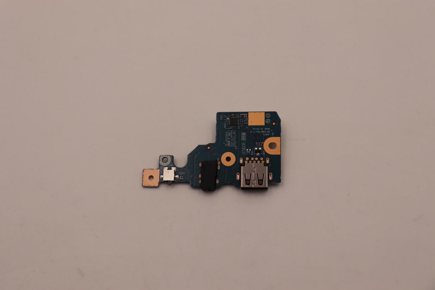 Lenovo Board USB L 82RY