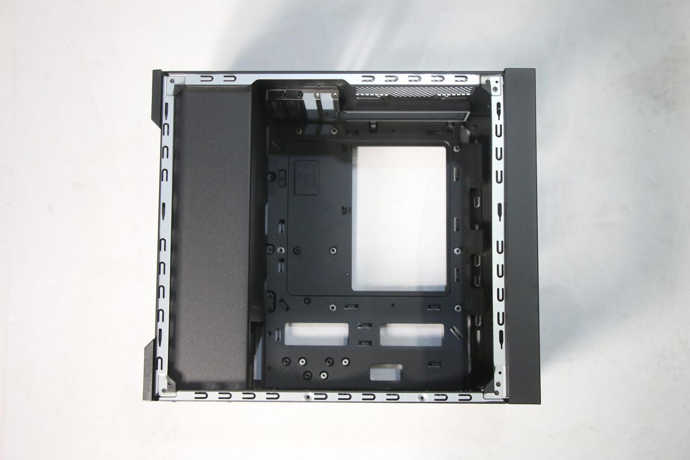 Lenovo Main Chassis Bk thicken r/wind