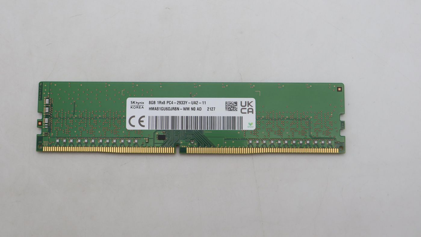 8GB DDR4 UDIMM memory module, 