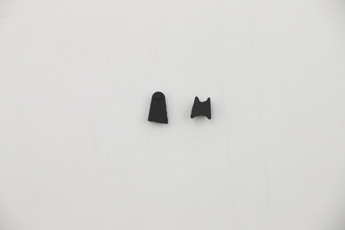 Rubber hinge L 81TC (L+R)