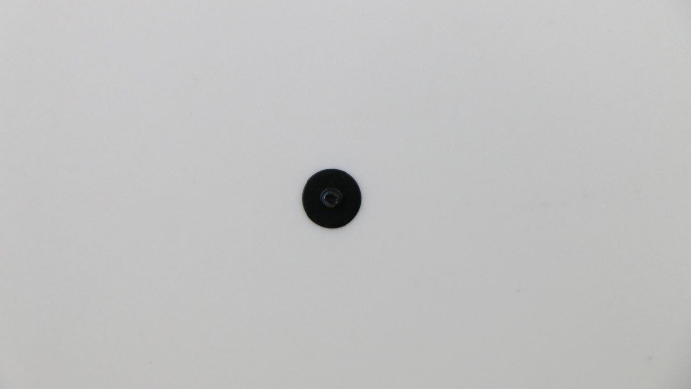 Screw L 81Q5  2.0D 2.5L