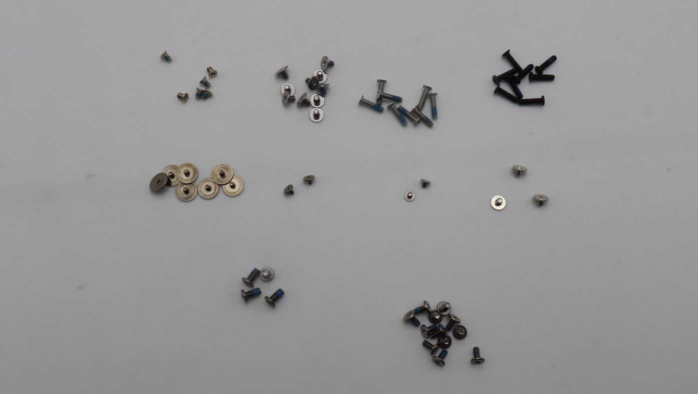 SCREW Screw Pack C 82Y3