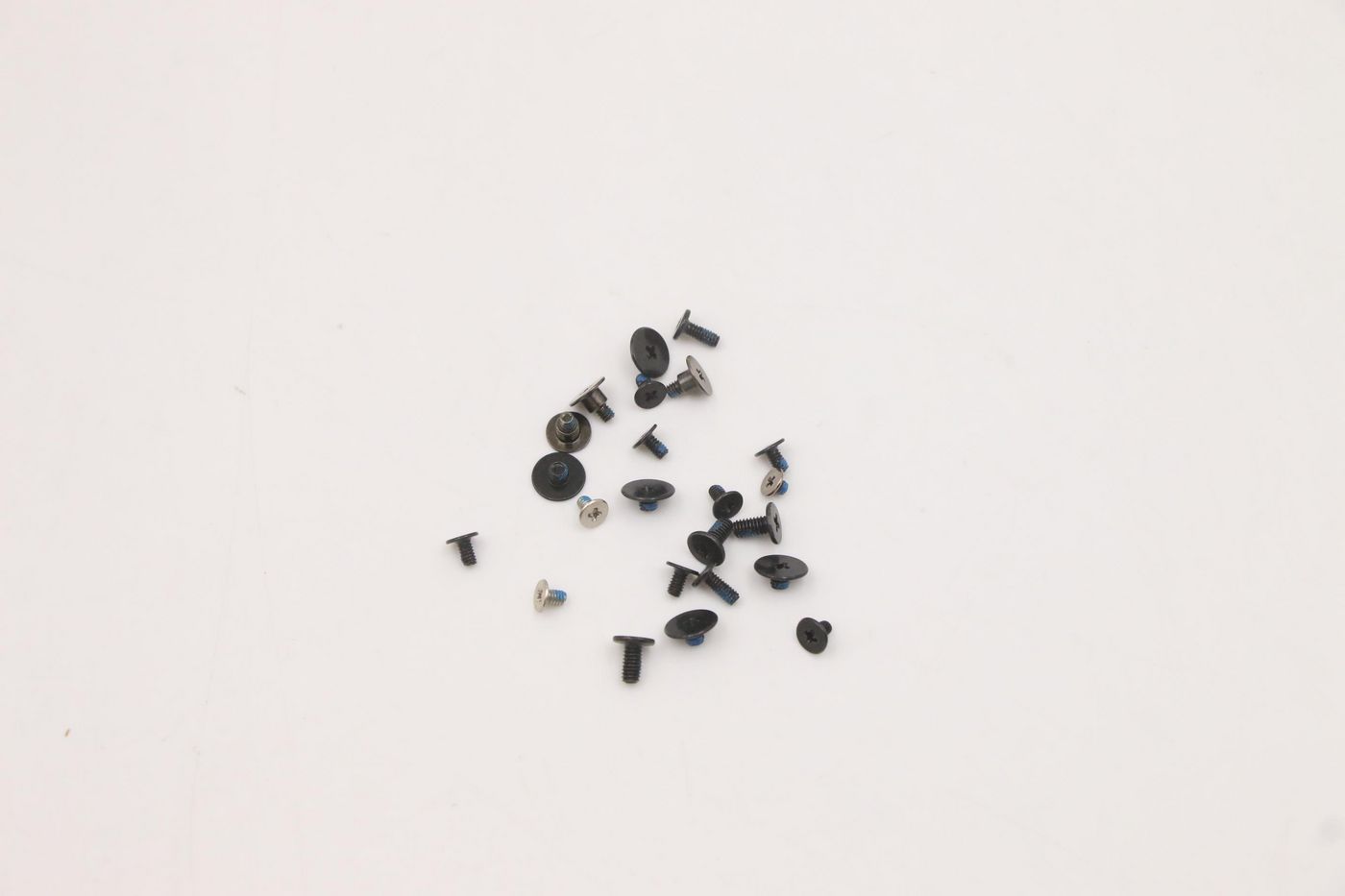 Screw kit for ThinkPad P15vG2