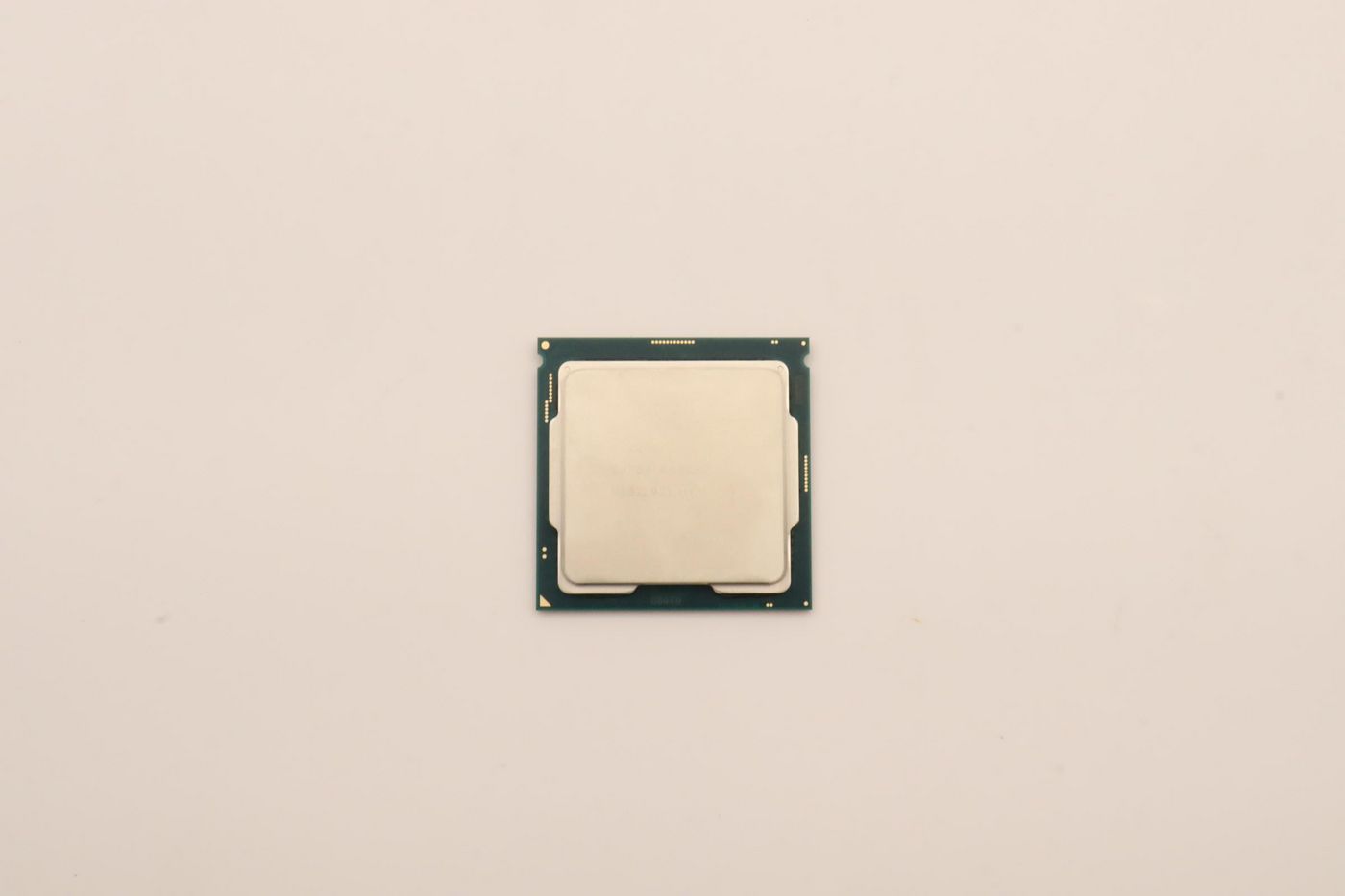 Intel Xeon E-2278G 3.4GHz 