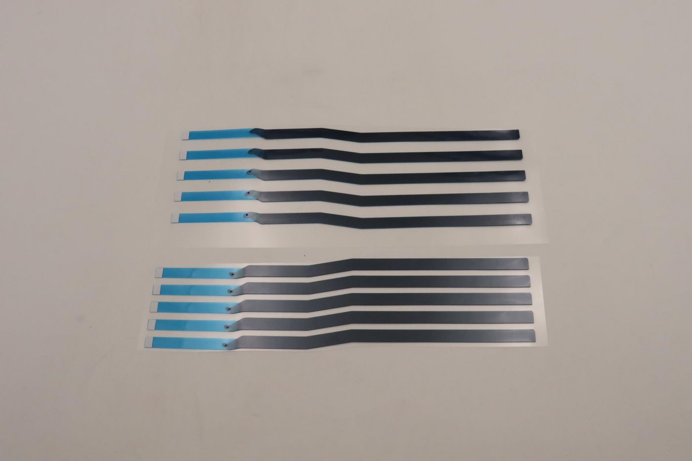 TAPE Removable tape L 82QE