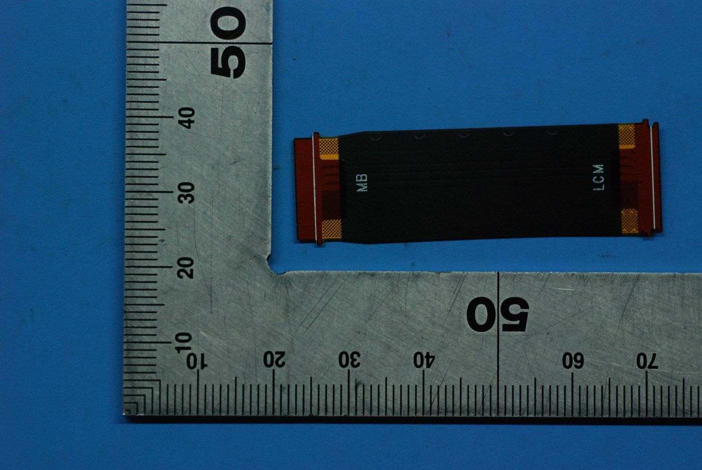 YD-69300100070LE P100F LCM