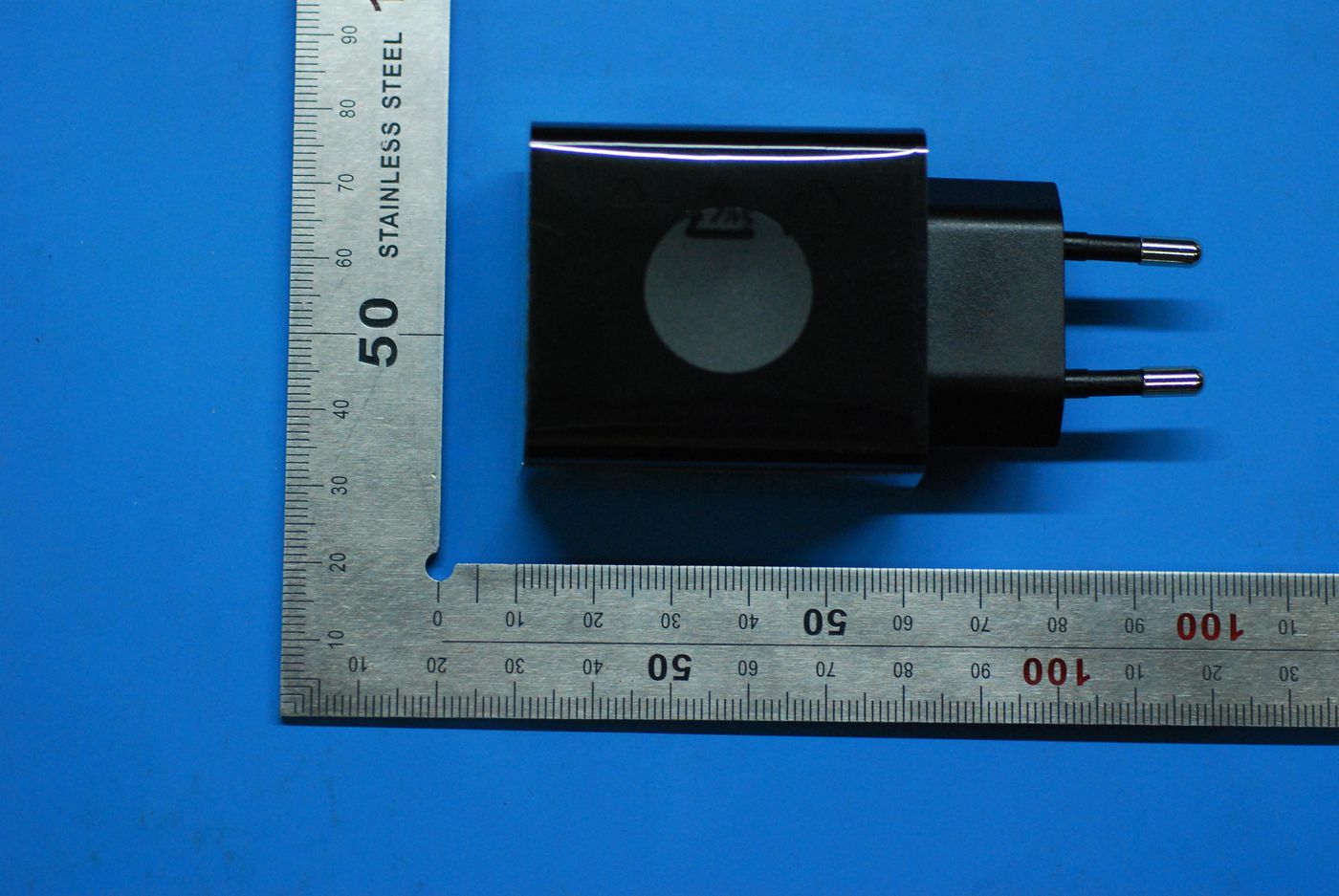Adjustable AC adapter 