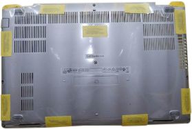 Bottom assembly door with
