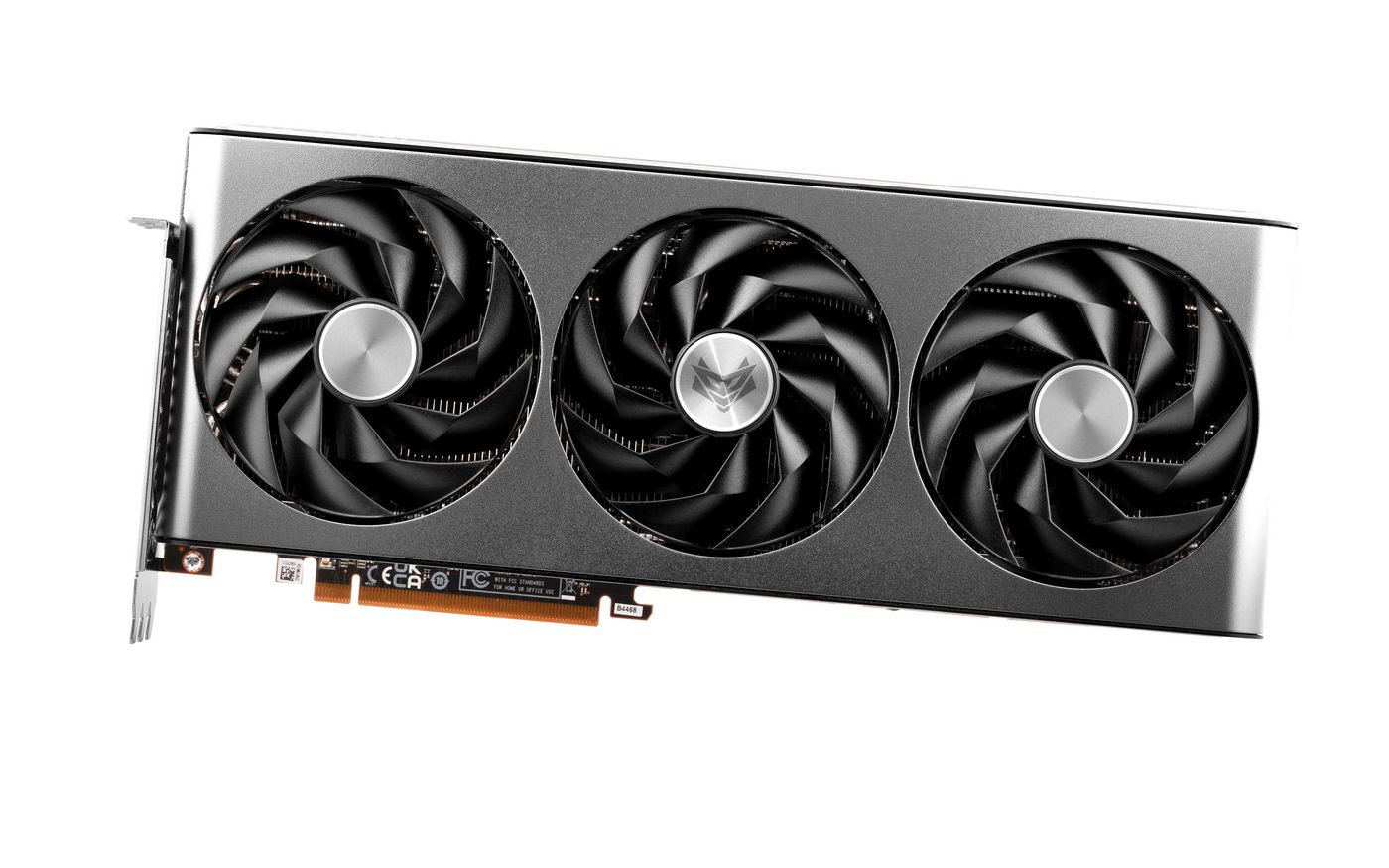 NITRO+AMD RADEON RX 7700XT 