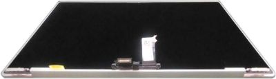 13.4-inch UHD touch screen