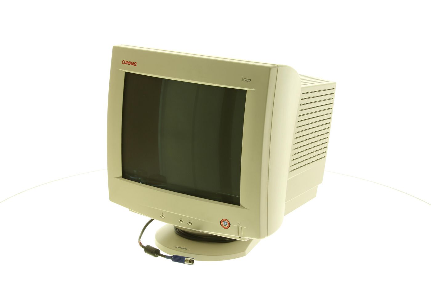 CRT V700 17 inch