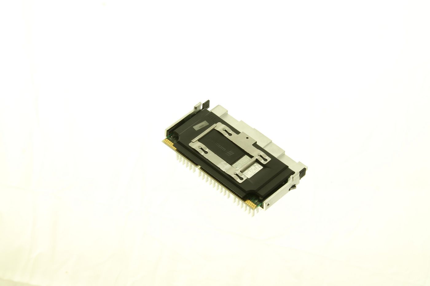 733/133 MHz, PIII