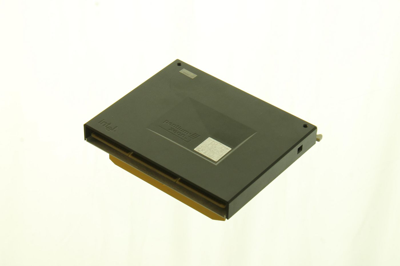 866MHz PIII Xeon Processor