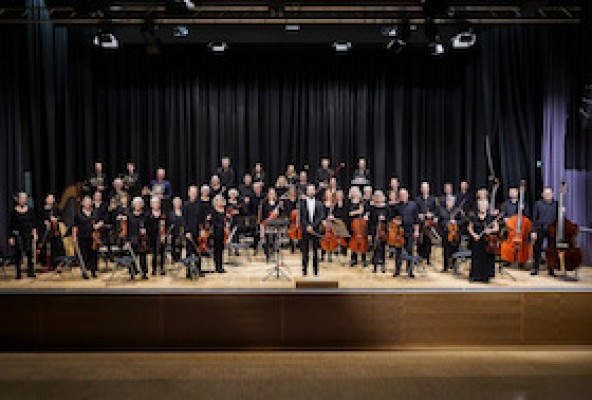 Concierto de otoño del Musikkollegium Freiburg - Vorspiel de "La Valquiria" de Wagner, Sinfonía No. 5 de Beethoven, Concierto para violín y violonchelo de Brahms