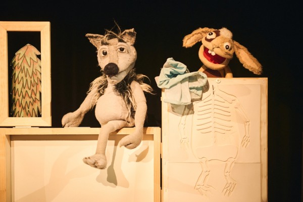 GUSTAVS SCHWESTERN – Wolf meets Rodent