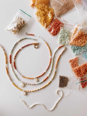 Create & Sip – Atelier de Bijoux en Perles