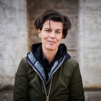 CAROLIN EMCKE - "¿Qué cuenta un ser humano?" Estreno del libro