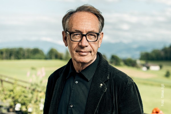 Robert Hunger-Bühler: The Flower in the Mouth