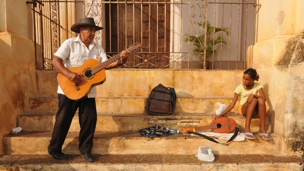 Live Lecture: Cuba - Rhythm, Rum & Revolution