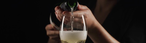 CHAMPAGNE ESSENTIALS (Basic Course - Eng)