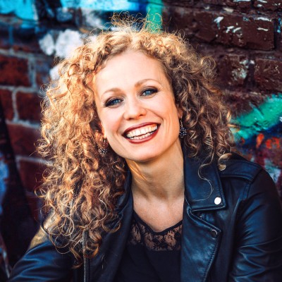 Caroline Bungeroth: Confesión agridulce