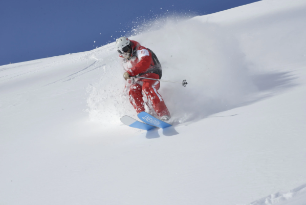 Freeride descent from the Hockenhorngrat