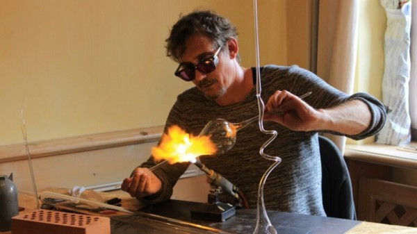 Arts du Feu: Keramik-, Glas- und Metallmarkt
