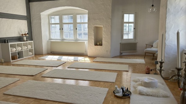 Yin Yoga Basis Kurs