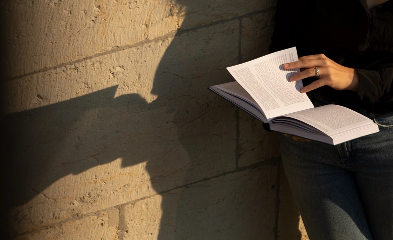 À propos des livres – Françaissprachiger Lese-Apéro