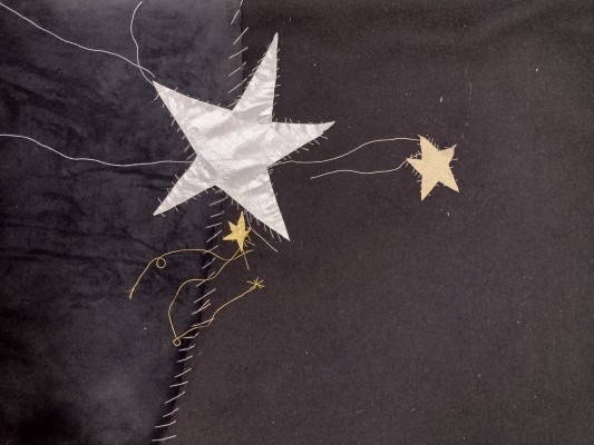 Atelier de sérigraphie d'étoiles et de broderie avec visite de l'exposition