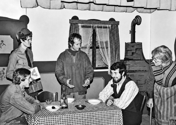 Chilbi Exhibition «Vorhang üf! 50 Jahre Theatergruppe Isenthal»