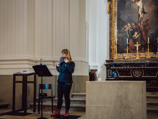 Advent tour: with contemplative panpipes and mulled wine