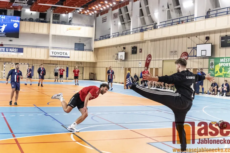 Handballspiel: TJ El. Praga Männer gegen Běla p/B