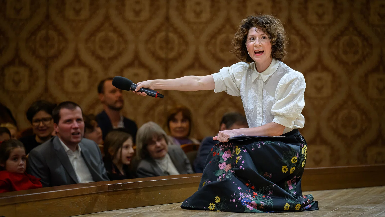 Martha and Čhavorenge in the Land of Musical Wonders
