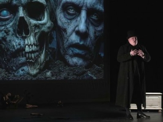 A World Named Shakespeare – Divadlo SemTamFór