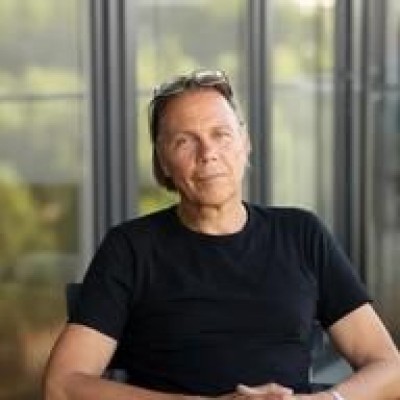 Finally Human: Harald Welzer "Obituary for Myself"