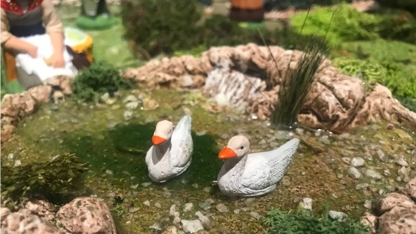 The Animals of the Christmas Crib: Search, Marvel, Craft